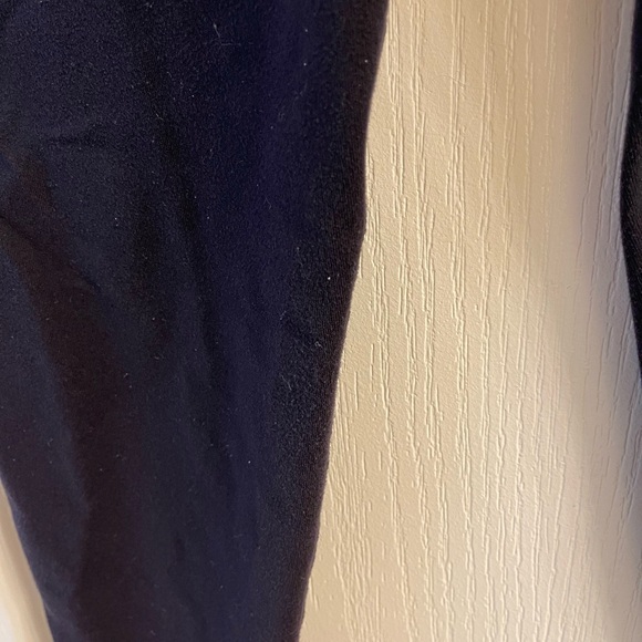 ALO Yoga Black High Rise Leggings - Picture 4 of 4